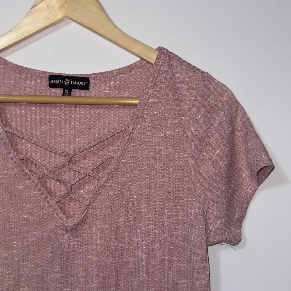 Almost Famous pink v neck top women’s size XL - Picture 3 of 9